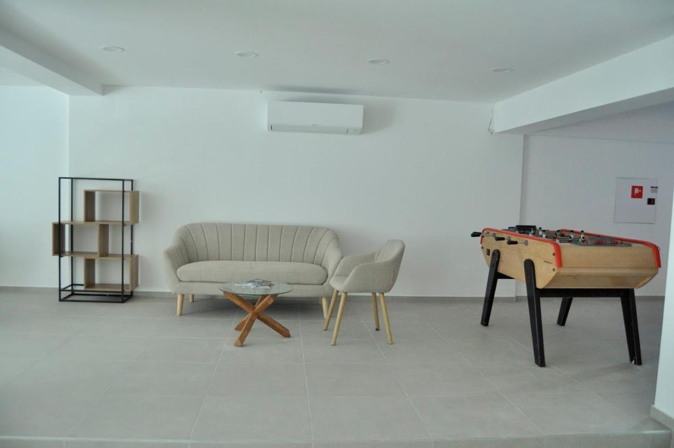 Teracite Aparthotel Varna Exteriör bild