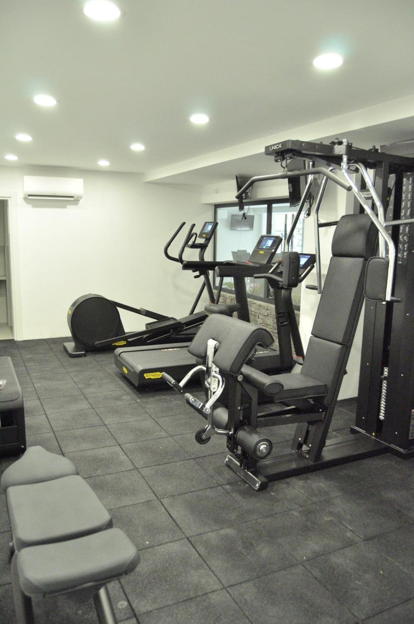 Teracite Aparthotel Varna Exteriör bild