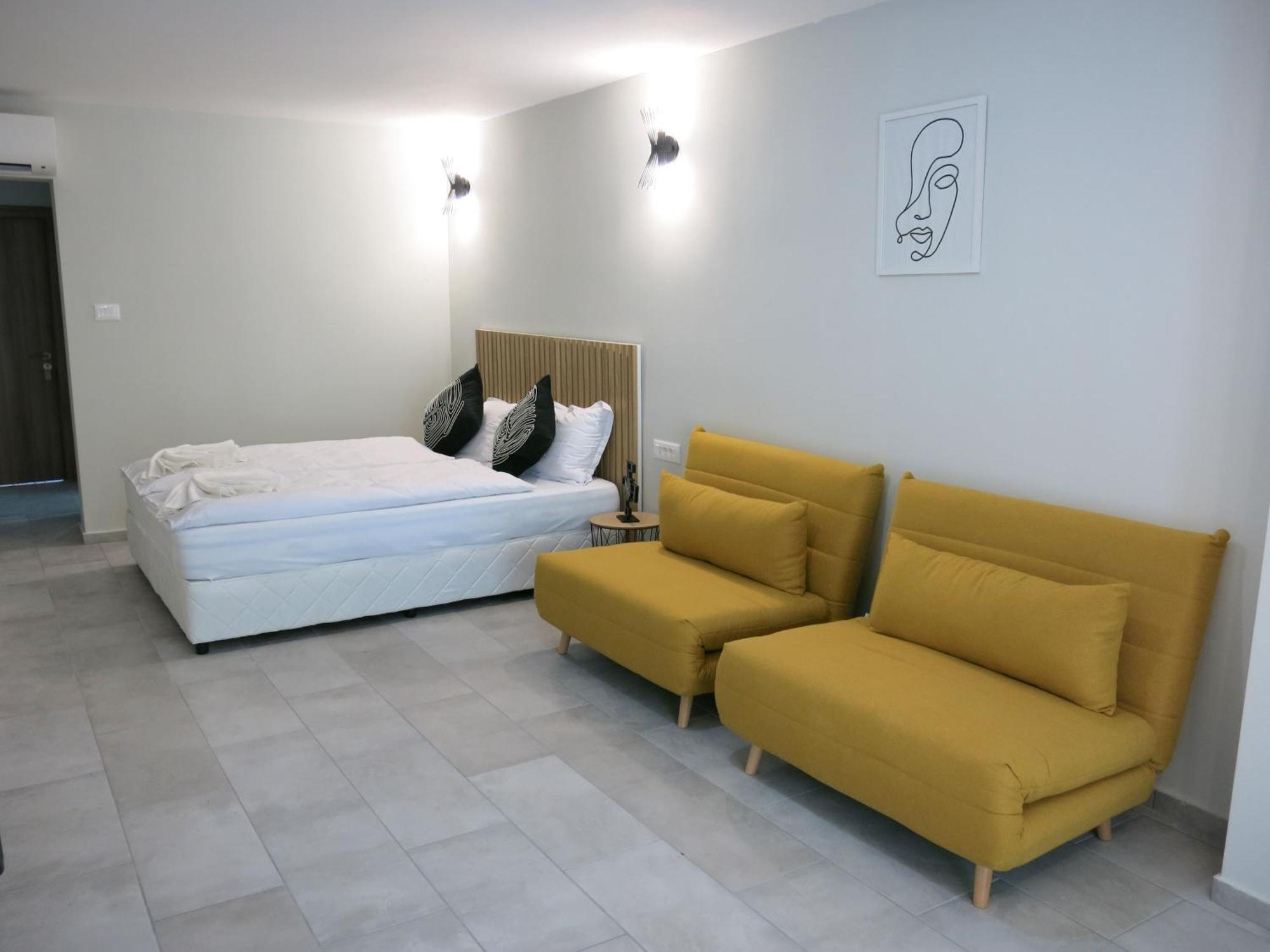 Teracite Aparthotel Varna Exteriör bild