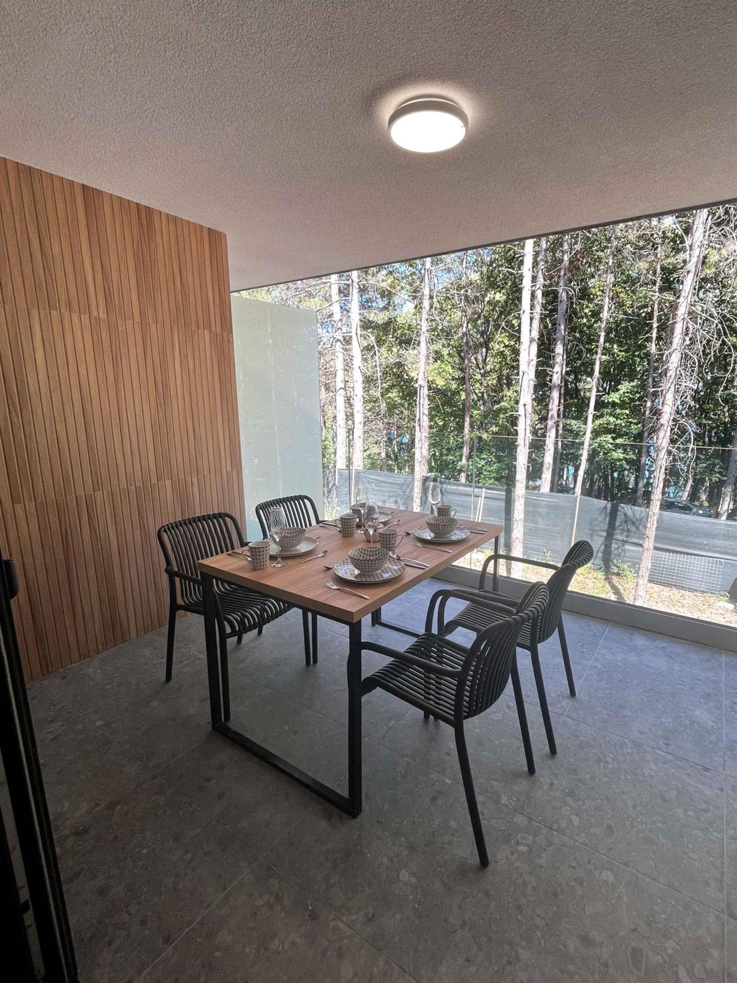 Teracite Aparthotel Varna Exteriör bild